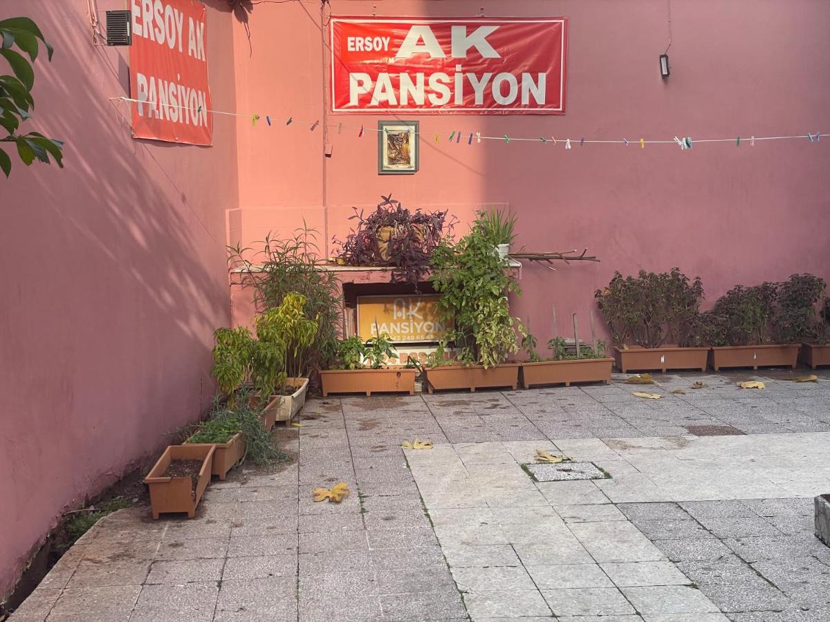 Ersoy Ak Pansiyon Antalya Buitenkant foto